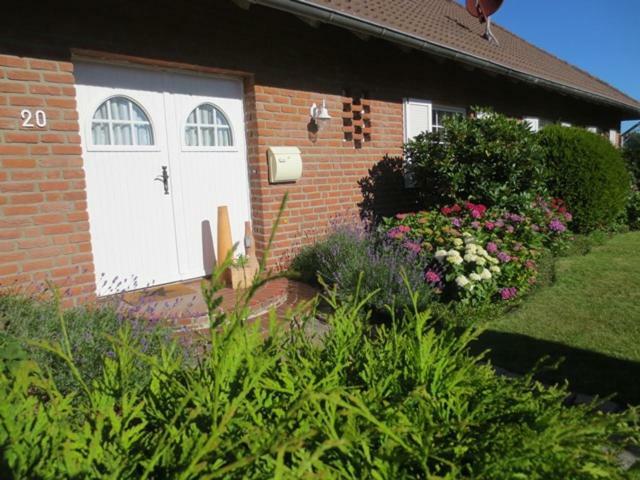 Luft Und Meer 4**** Ferienwohnung Hage Esterno foto