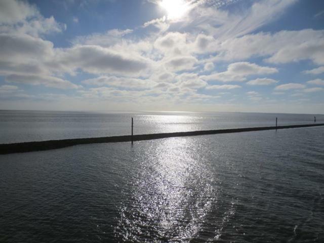 Luft Und Meer 4**** Ferienwohnung Hage Esterno foto