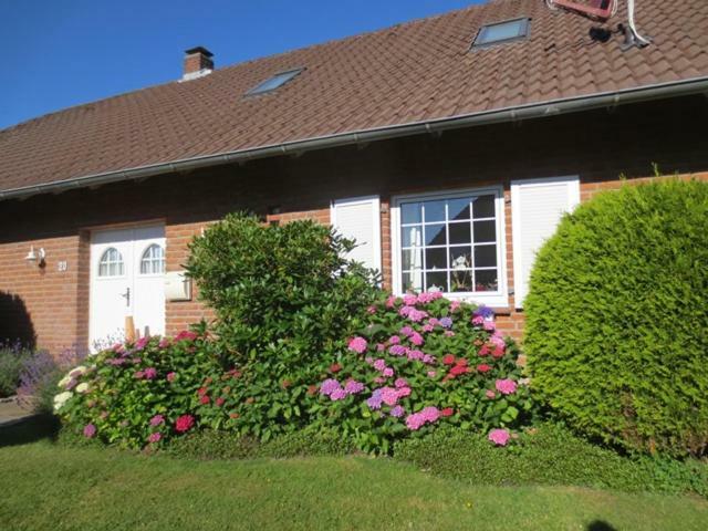 Luft Und Meer 4**** Ferienwohnung Hage Esterno foto